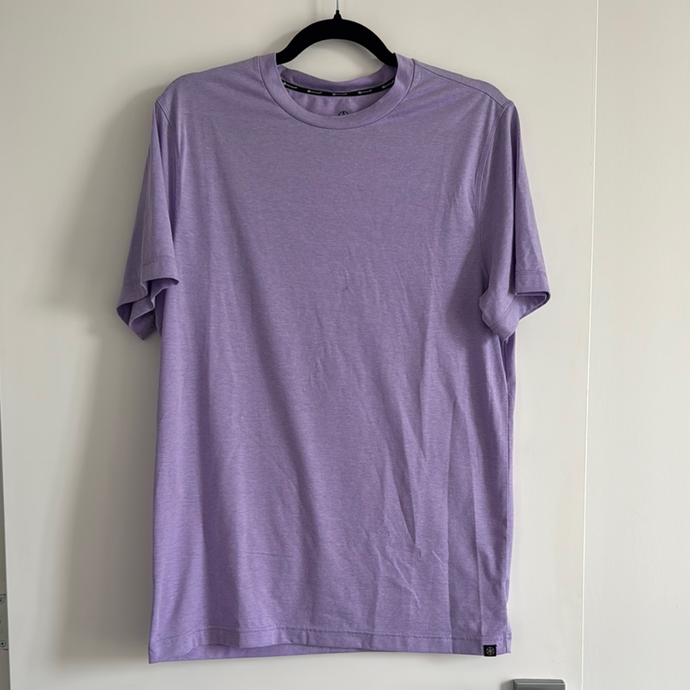 Gaiam Men’s Lavender Performance T-Shirt M | Stretch Lightweight Crewneck